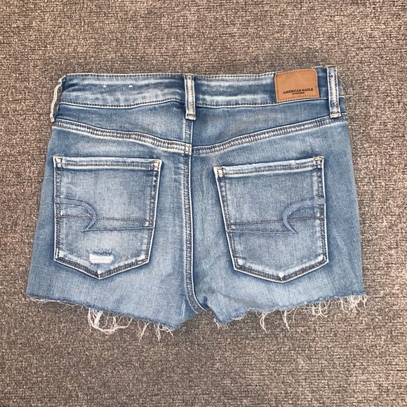 American Eagle Shorts - Picture 2 of 7